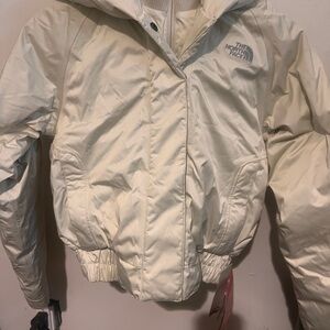 Brand New The North Face Off-White Puffer Jacket